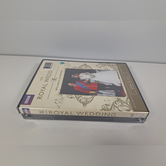 The Royal Wedding William & Catherine and Prince Harry & Meghan Markle DVD New - Picture 6 of 8